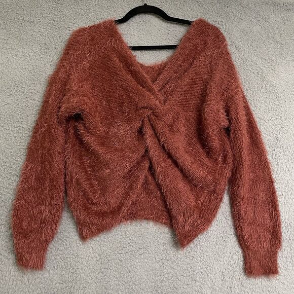 Sadie And Sage Front Twist Fuzzy Sweater Rust Orange Color Size M - Picture 1 of 6